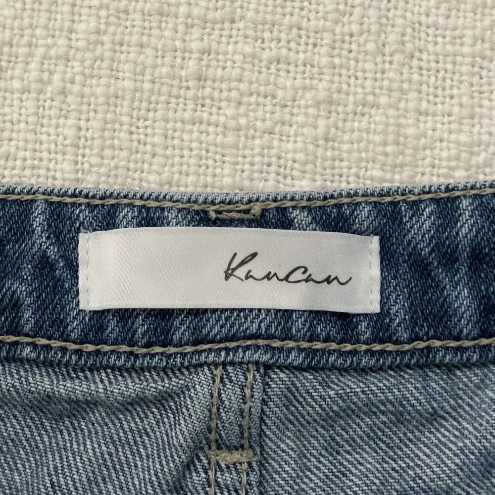 KanCan mid rise distressed raw hem denim‎ Jean shorts Size Medium Vacation Boho